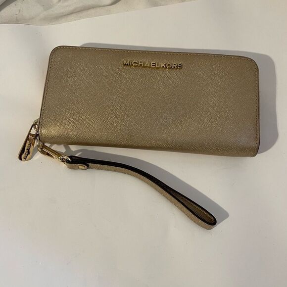 Michael Kors metallic gold zip up wallet or clutch. - Picture 1 of 11
